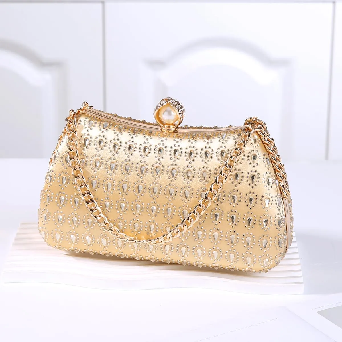 Afashor Women's Rhinestone Glitter Handbags with Chain Shoulder Clutch Purse Shiny Evening Bags for Party