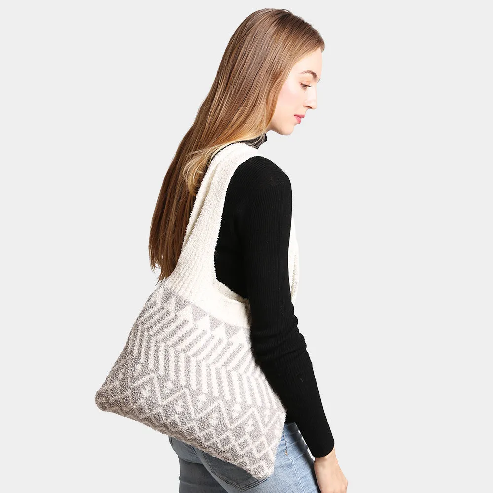 iLLASPARKZ Geometric Knit Tote Bag