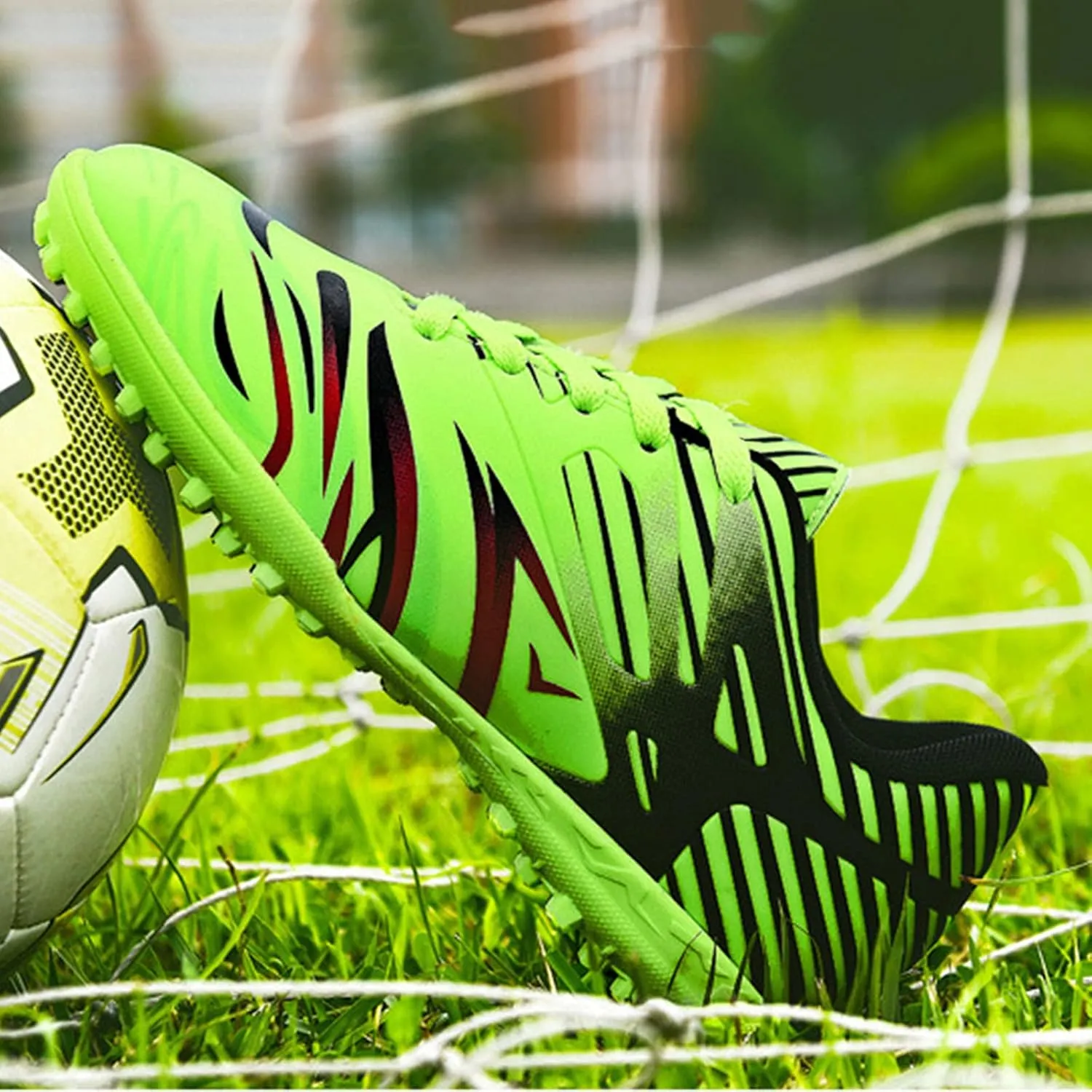Little Boys Soccer Shoes Firm Ground Youth Soccer Cleats Kids High-Top Football Boots Outdoor Training Sneaker