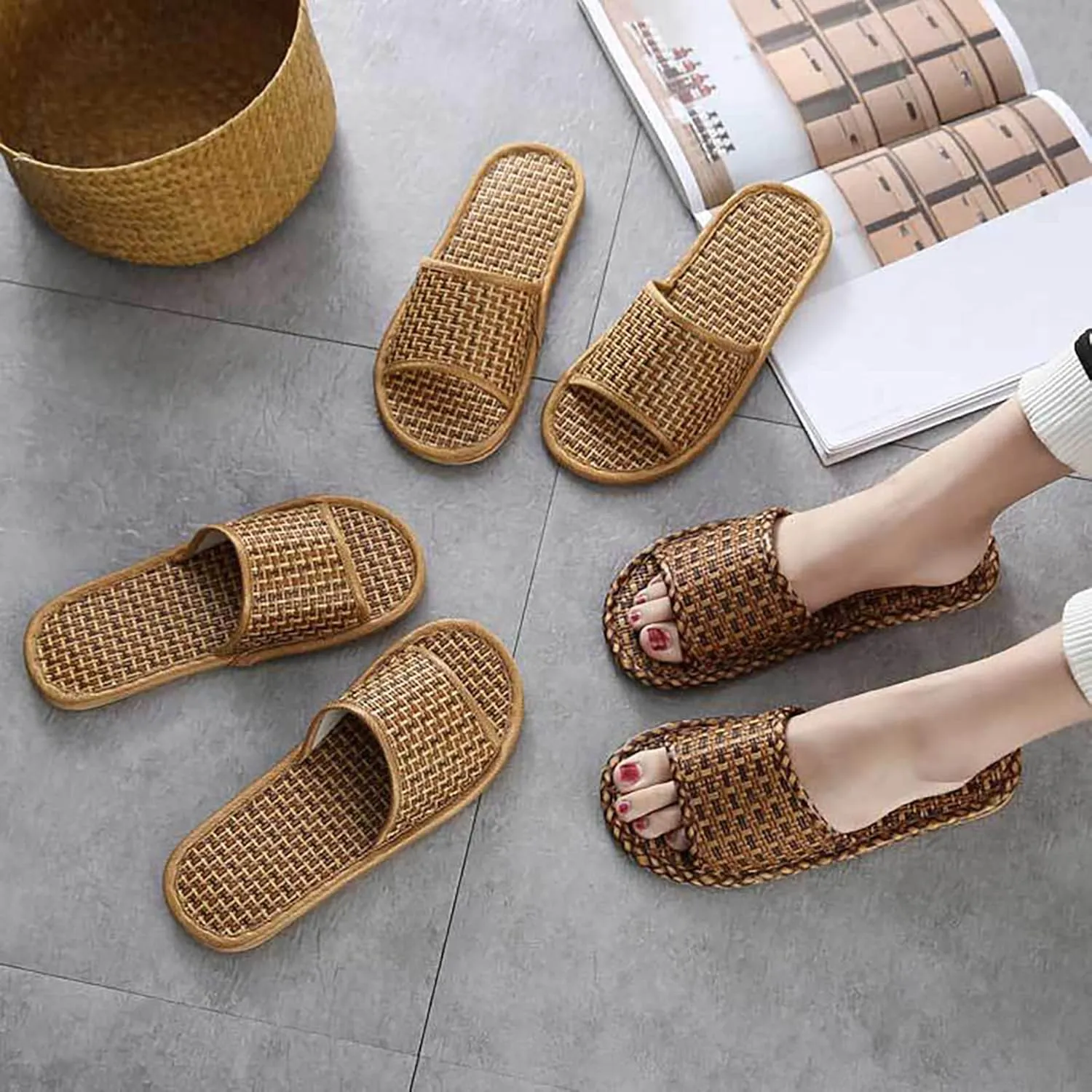 Rattan Woven Slides for Women Men, Straw Home Slippers for Indoor Open Toe Home Shower Pool Slippers Bathroom