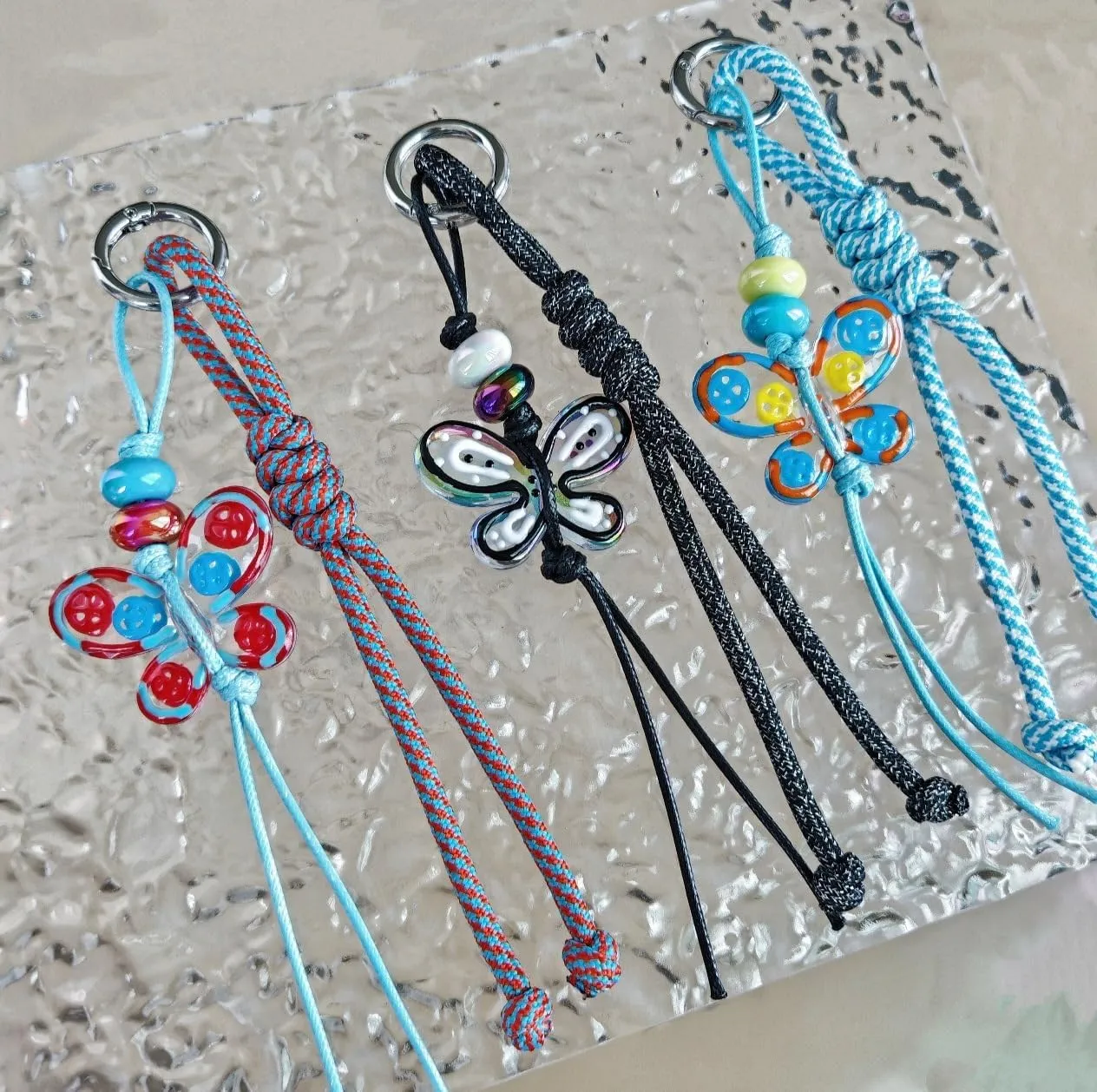 RICHTRUE Butterfly Beads Pearl Bow Bag Charms Aesthetic Purse Charms for Handbags Kawaii Keychain Cute Y2k Accessories