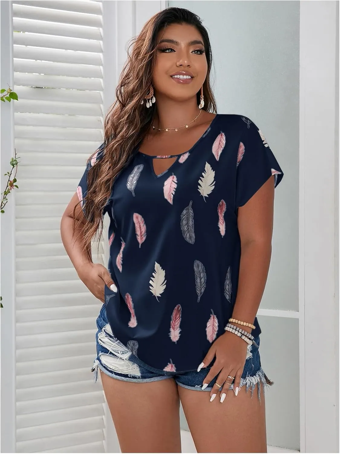 SOLY HUX Plus Size Blouses for Curvy Women Cute Boho Print Shirts V Neck Casual Summer Blouses T-Shirts Tops