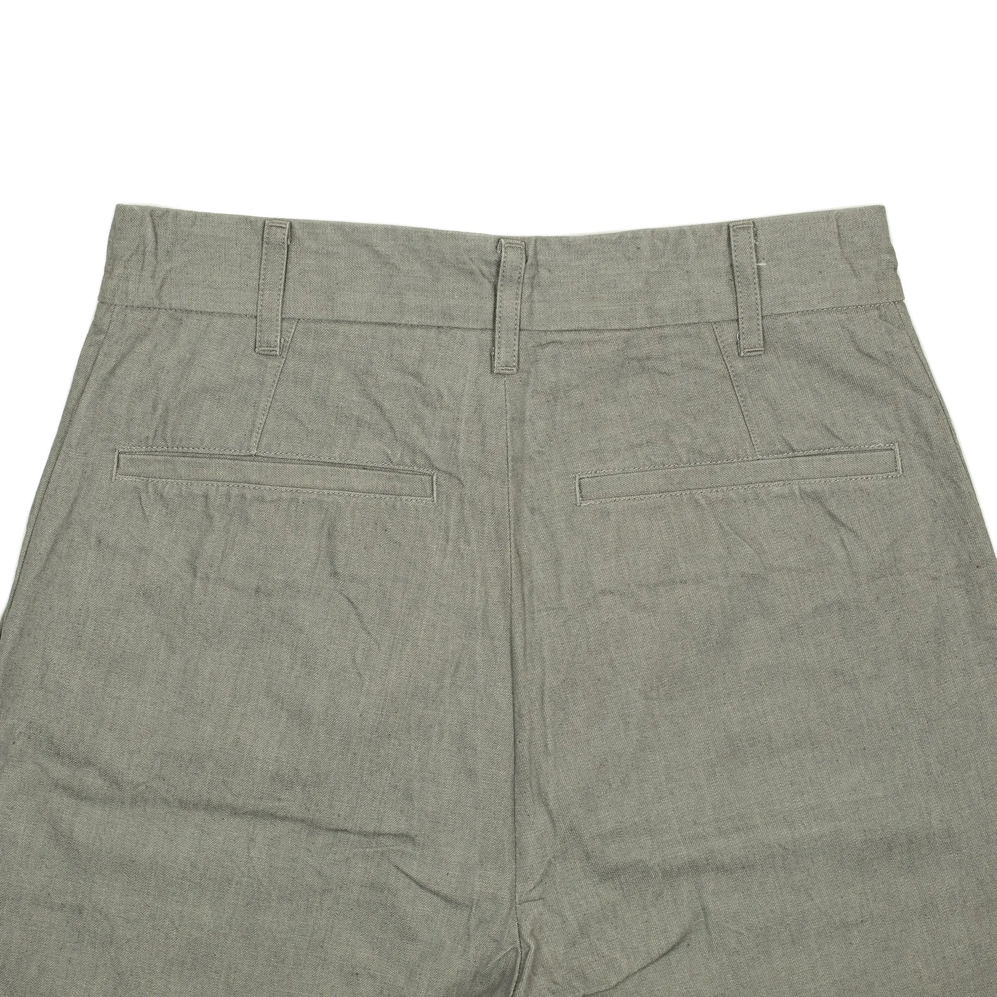 Two tuck trousers in light grey cotton denim