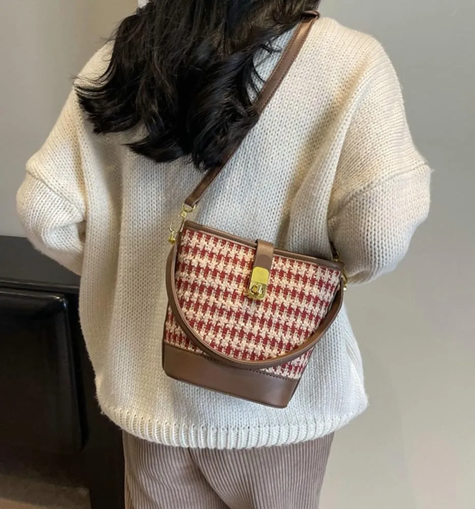 Vintage Suede Bucket Bag for Women Mini Plaid Shoulder Bag Elegant Top-Handle Purse Causal Slouchy Bag with Removable Strap
