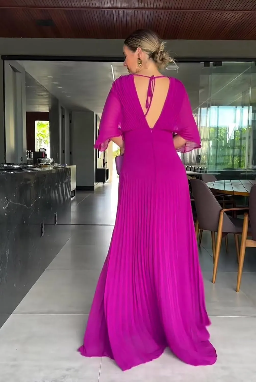 Women's Chiffon Evening Formal Dresses Long V Neck Pleated Batwing Sleeves Mother of The Bride Dress
