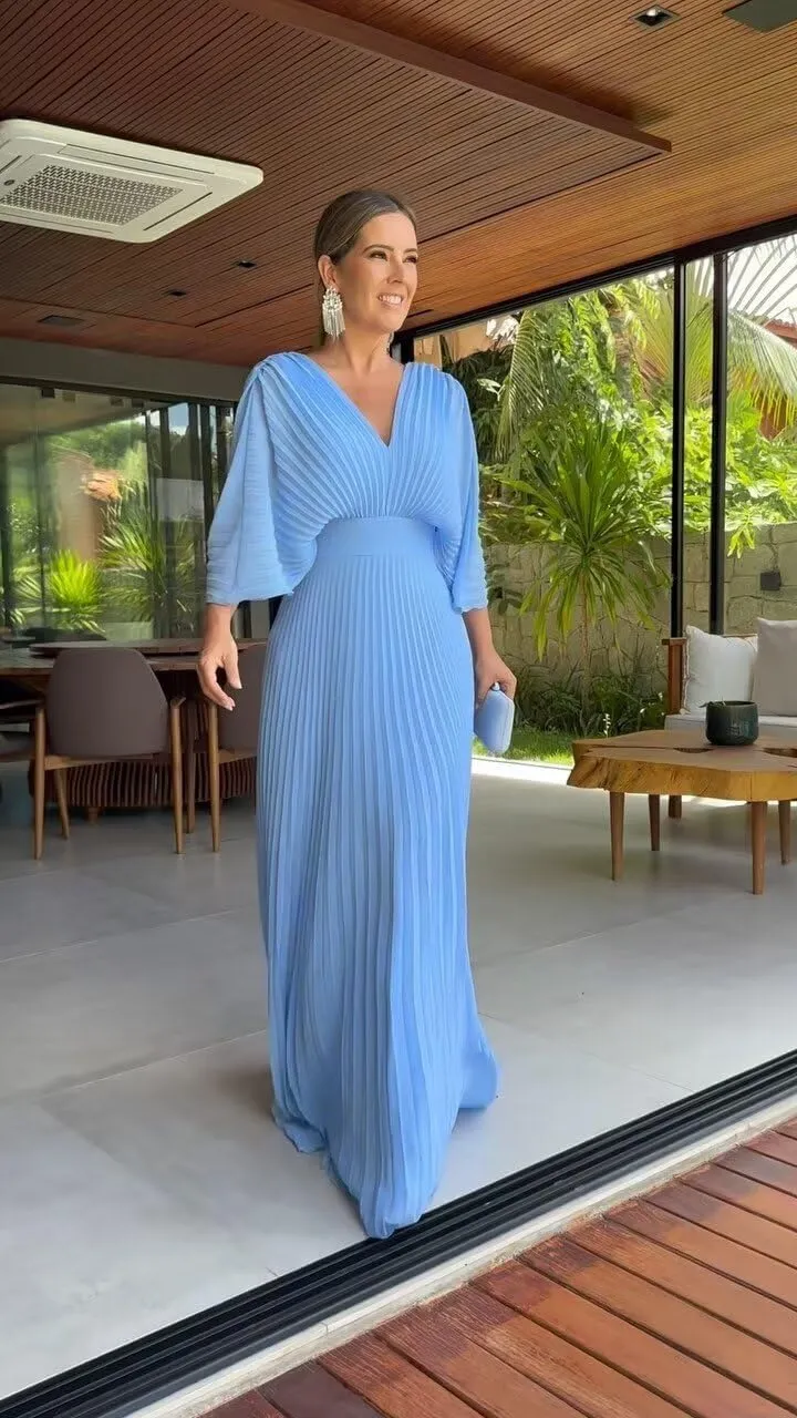 Women's Chiffon Evening Formal Dresses Long V Neck Pleated Batwing Sleeves Mother of The Bride Dress