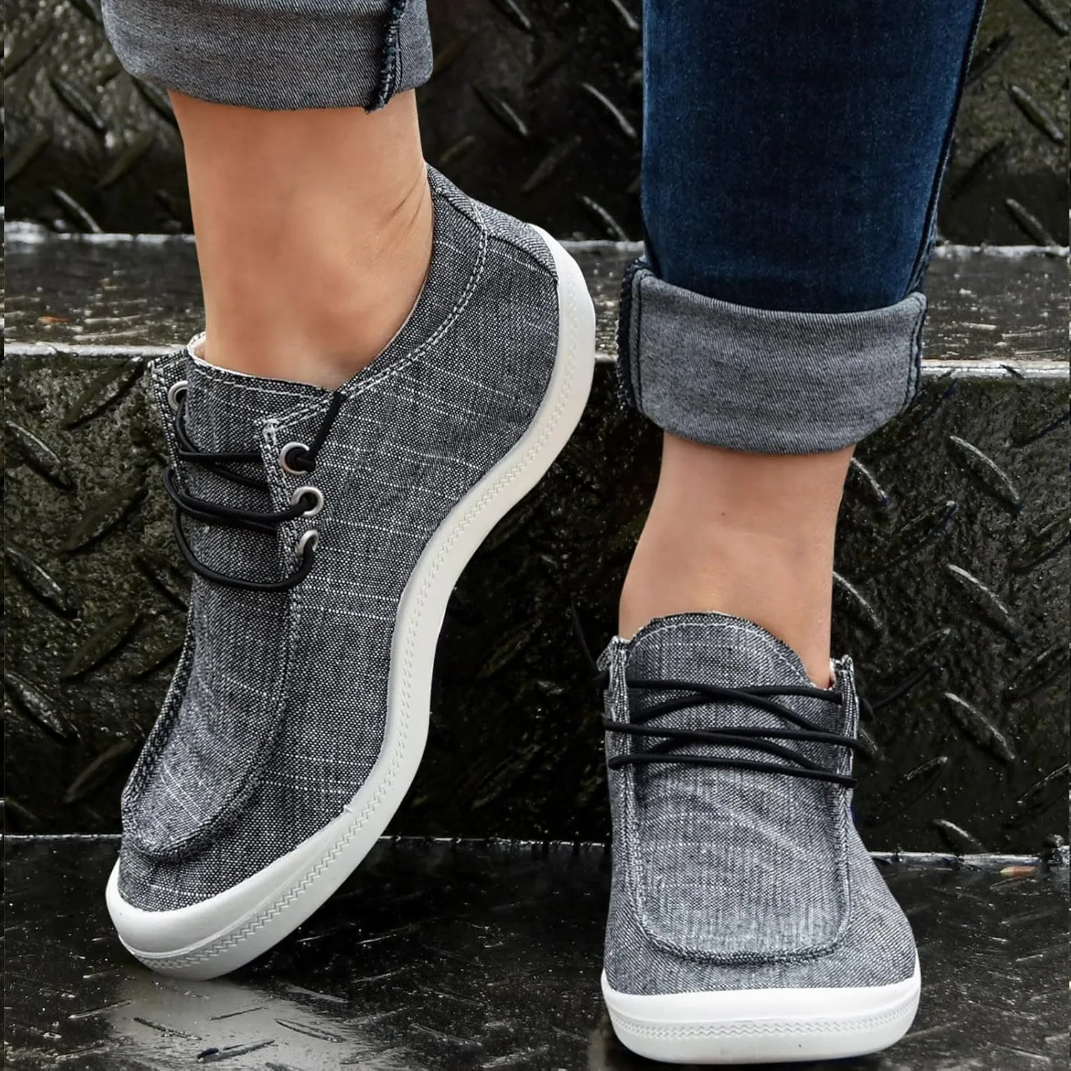 Women's Fashion Sneakers, Christmas Print Canvas Shoes Flat Round Toe Non-Slip Flat Shoes Slip On Loafers Shoes
