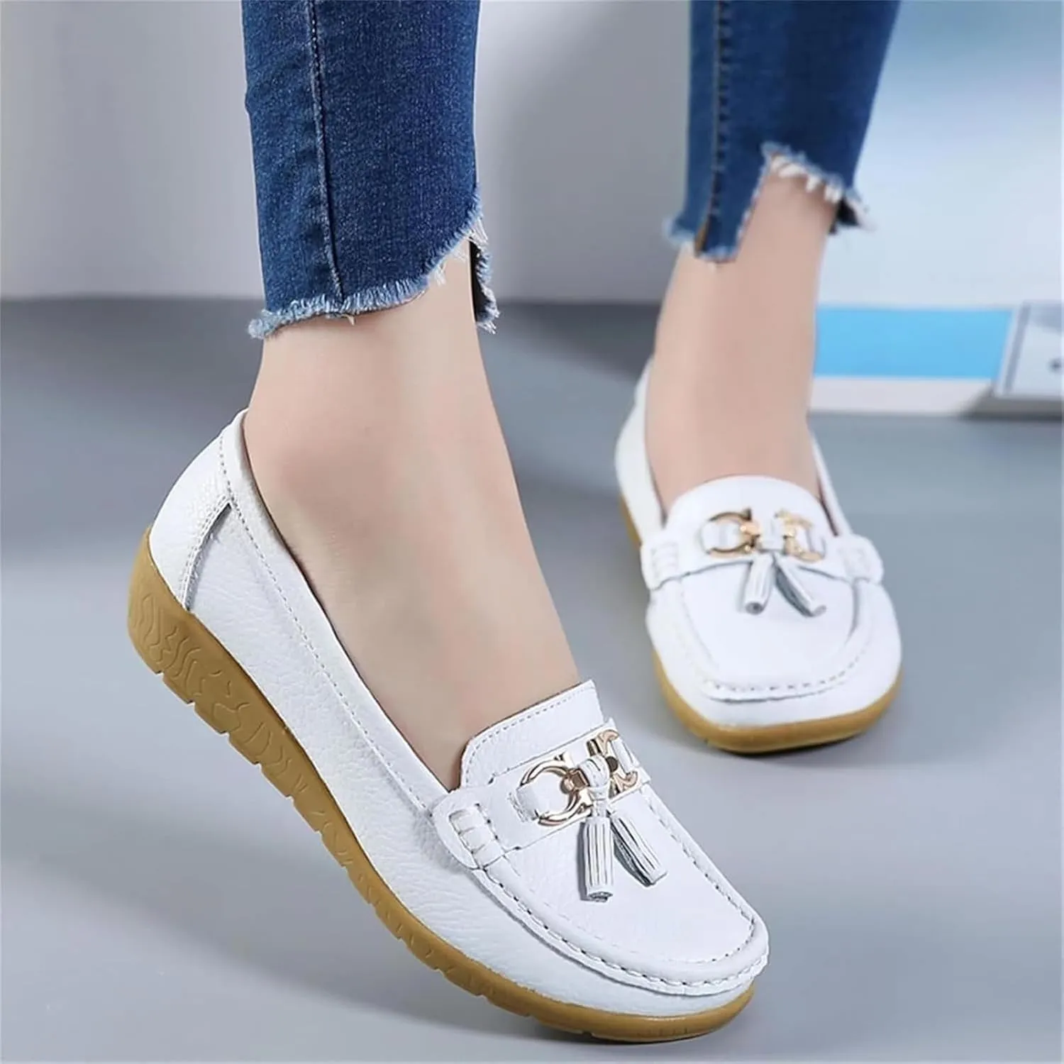 Women's Leather Breathable Moccasins Shoes Ladies Comfortable Dressy Moccasins Driving Penny Loafers Orthopedic Loafers in Breathable Leather